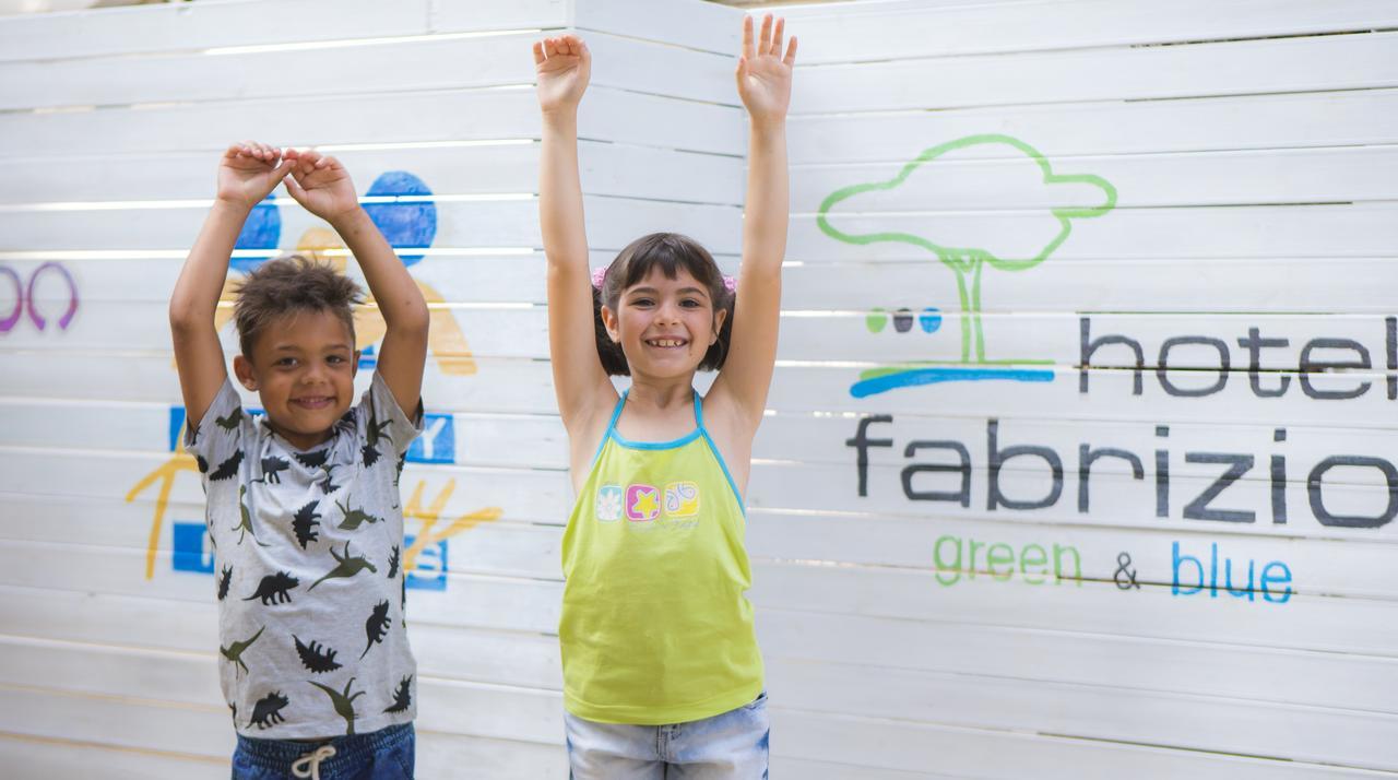 Hotel Fabrizio ริมินี ภายนอก รูปภาพ