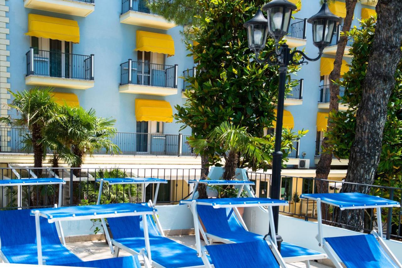 Hotel Fabrizio ริมินี ภายนอก รูปภาพ